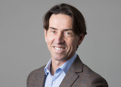 "S'attaquer à l'indépendance de la recherche et à la liberté académique, c'est affaiblir la démocratie" Dean Lewis, président de l'université de Bordeaux